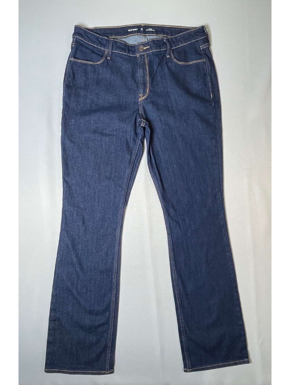Old Navy Mid-Rise WOW Boot-Cut Jeans Size 14 Long